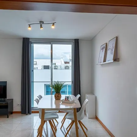 Atlantic Town 3 - Free Parking *